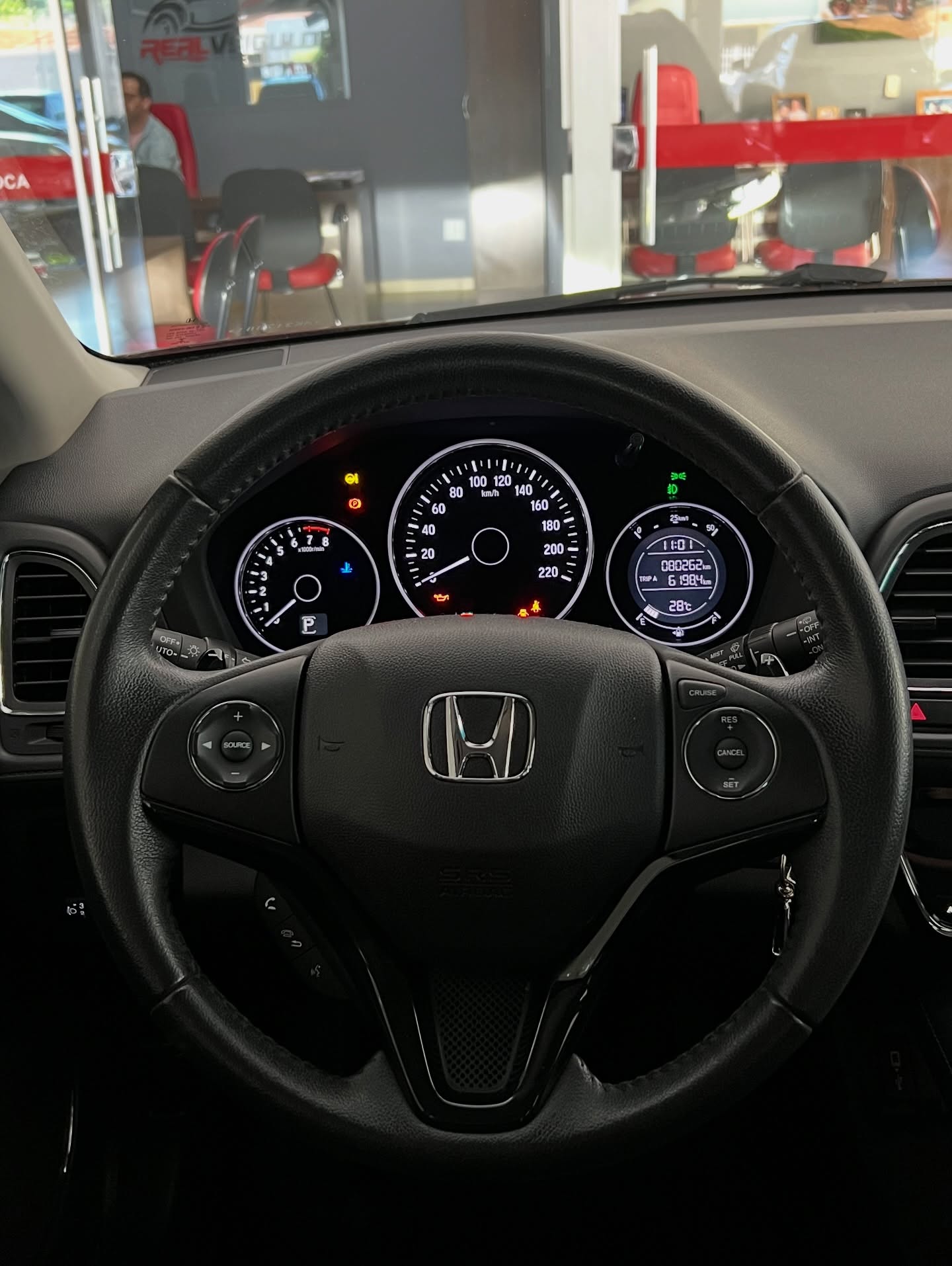 584379052_18335050894235439_1569407706430814188_n